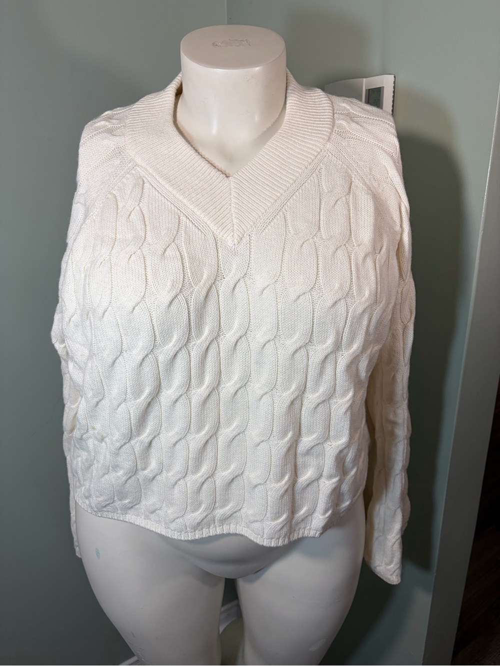 268. Old Navy Classic Cream Cable V-Neck Sweater